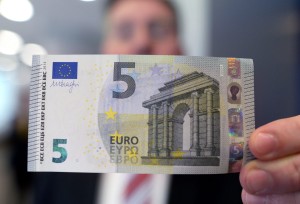cinque euro banconota